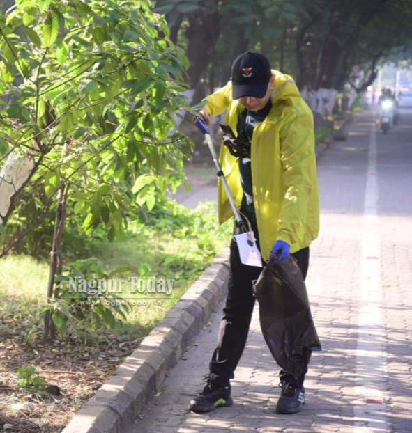 Dr. Nirbhay — 100 Metres Movement